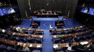 Brasil: Senadores debaten sobre juicio político a Dilma Rousseff