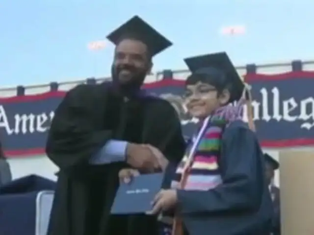 Un verdadero genio: niño de 12 años posee tres títulos universitarios