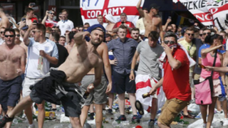 Francia: ‘hooligans’ y rusos desatan caos en Eurocopa