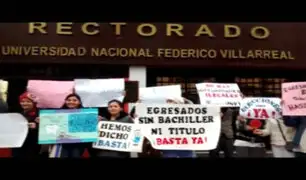 Estudiantes de universidad Villarreal protestan por falta de elecciones
