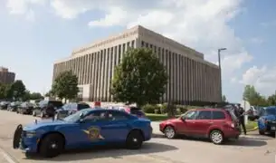 EEUU: tiroteo en tribunal de Michigan deja dos policías muertos