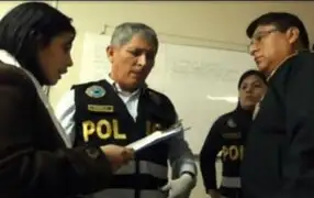 Obrero acusa a comisario de Mi Perú de querer “sembrarle” arma y droga