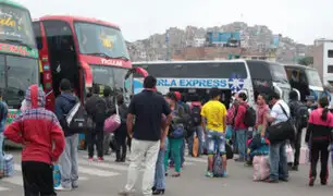 Semana Santa: pasajeros abarrotan terminales terrestres