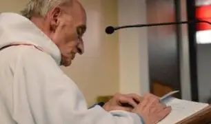 Vaticano lamenta asesinato de párroco en Francia