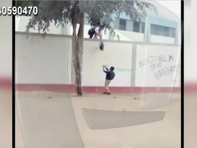 WhatsApp: escolares trepan muro para fugarse del colegio en Chincha