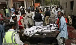 Pakistán: 90 muertos tras atentado suicida en hospital