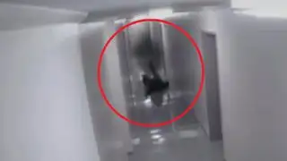 Hombre atacado por extraña sombra‏, el video que dio la vuelta al mundo