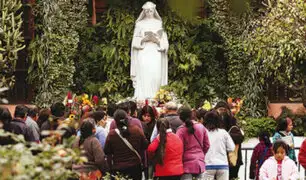 Fieles rinden homenaje a Santa Rosa de Lima