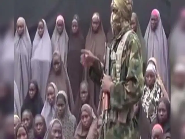 Nigeria: Boko Haram muestran jóvenes secuestradas