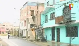 Callao: vecinos invaden veredas con escaleras