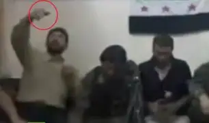 VIDEO: rebeldes sirios activan bomba al intentar sacarse un selfie