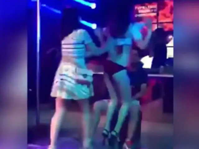 Facebook: Así explota una joven cuando ve a su novio con una stripper en un club [VIDEO]