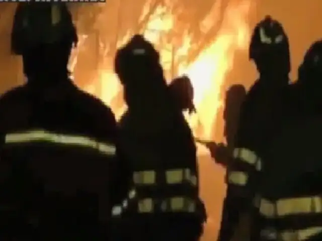 Columnas de fuego consumen cientos de hectáreas en España