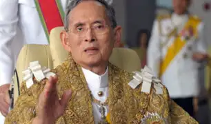 Tailandia: muere monarca con reinado más largo del mundo