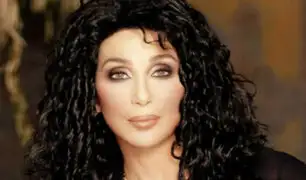 Cantante Cher anuncia su regreso a los escenarios