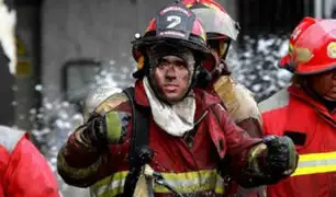 Despiden a bomberos de sus trabajos por atender emergencias