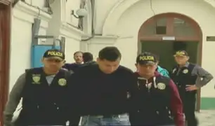 Centro de Lima: detienen a sujeto en pleno asalto a turista francesa