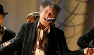 Bob Dylan rompe su silencio y acepta el premio Nobel de Literatura