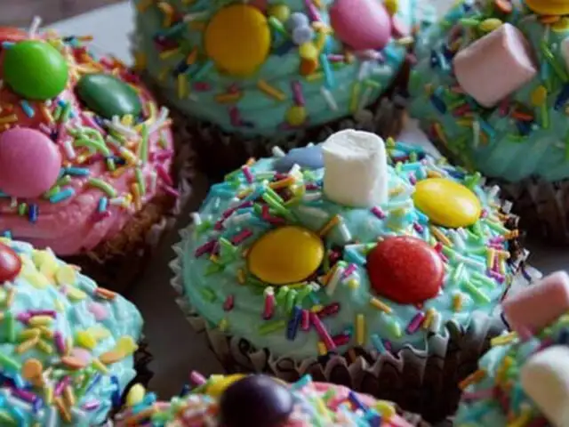 Detienen a tres jóvenes que vendían cupcakes con marihuana