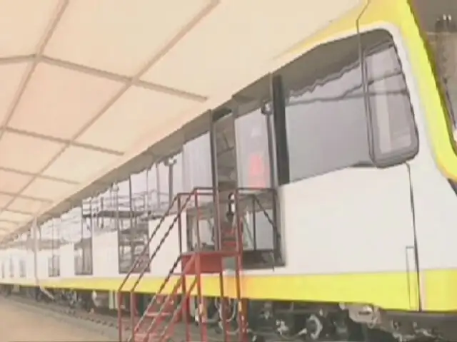 Presentan primer tren automático de Línea 2 del Metro de Lima