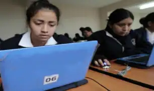 Donaciones que humillan: entregaron chatarra en vez de laptops