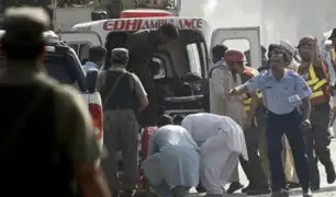 Pakistán: al menos 30 muertos deja atentado en templo