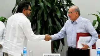 Gobierno colombiano y las FARC firman nuevo acuerdo de paz