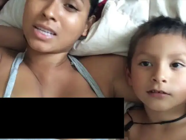 YouTube: La madre que causa controversia por grabarse dando de lactar a sus hijos
