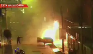 Callao: automóvil se incendió por cortocircuito y quedó calcinado