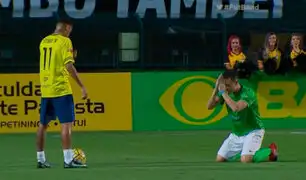 Un rival se arrodilla ante Neymar para que no lo humille