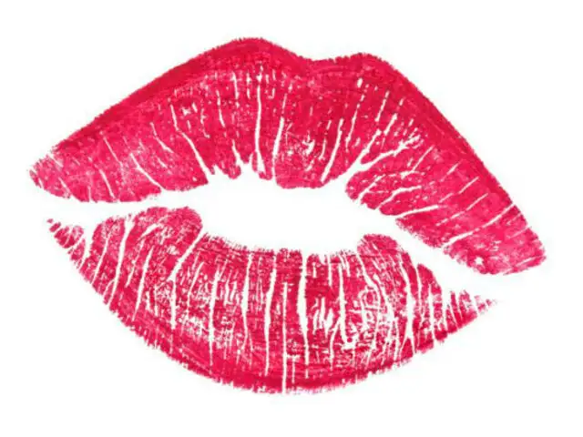 ‘Kissenger’: El dispositivo que te permite besar a tu ser amado a través de la Internet [FOTOS]