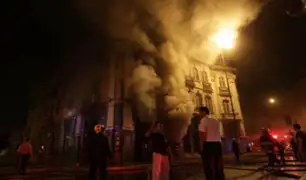 Plaza Dos de Mayo: incendio en local de instrumentos musicales