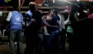 Graban a observadores de la ONU bailando con guerrilleros colombianos