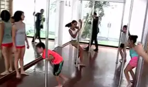 Los niños también pueden aprender "Pole Dance"