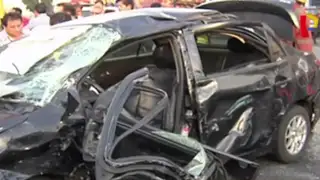 La Victoria: tres heridos deja choque de bus y auto