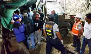 Acarí: rescatan cuerpo de minero y seis siguen atrapados en socavón
