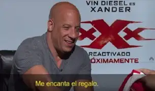 Vin Diesel recibió camiseta de la Selección Peruana
