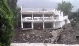 Santa Eulalia: edificio está a punto de colapsar por crecida de río