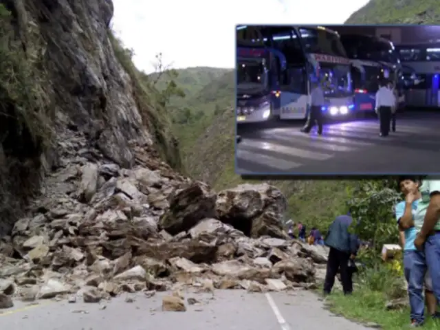 Carretera Central bloqueada: buses siguieron operando pese a huaicos