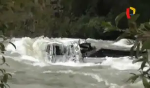 Ancash: caminoneta cae a río Santa y deja dos fallecidos