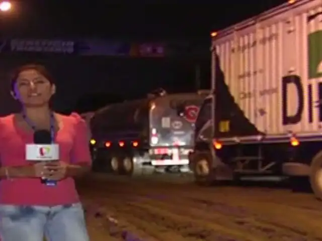[ÚLTIMO] Reabren tránsito vehícular en San Juan de Lurigancho tras huaico