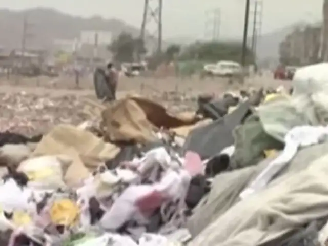 VMT: montículos de basura invaden las calles del distrito