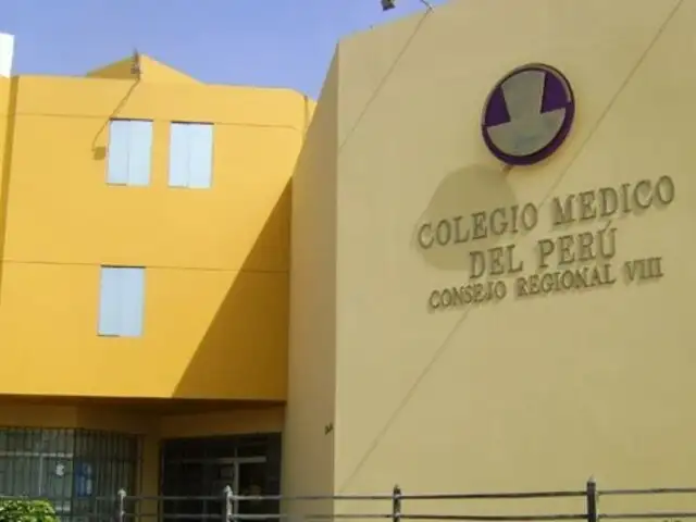 Al menos 30 personas sufrieron intoxicación en Colegio Médico del Perú