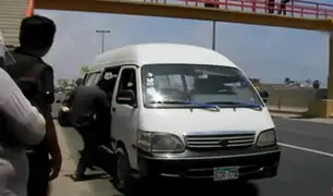 Panamericana Sur: vehículos informales circulan sin ningún control