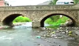 Denuncian que río Huallaga está contaminado con residuos farmacéuticos