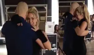 Shakira sorprende con sensuales movimientos de bachata