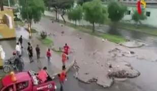 Desborde de quebrada inunda el centro de Trujillo