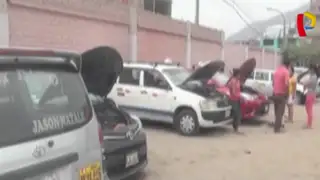 SJL: roban autos estacionados en colegio