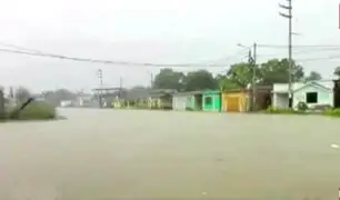 Tumbes: torrencial lluvia dejó calles inundadas en Puerto Pizarro