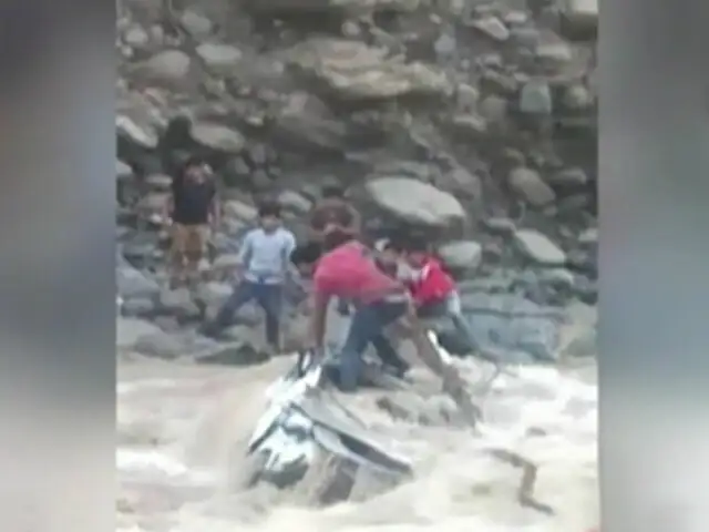 Huancavelica: chofer muere arrastrado por el río San Juan